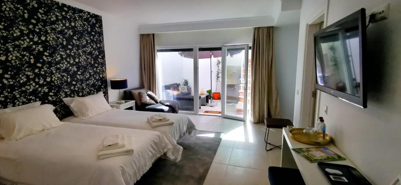 Апартаменты Quarto Duplo Com Kitchenette, Wc E Patio Privativo Корройюш Экстерьер фото