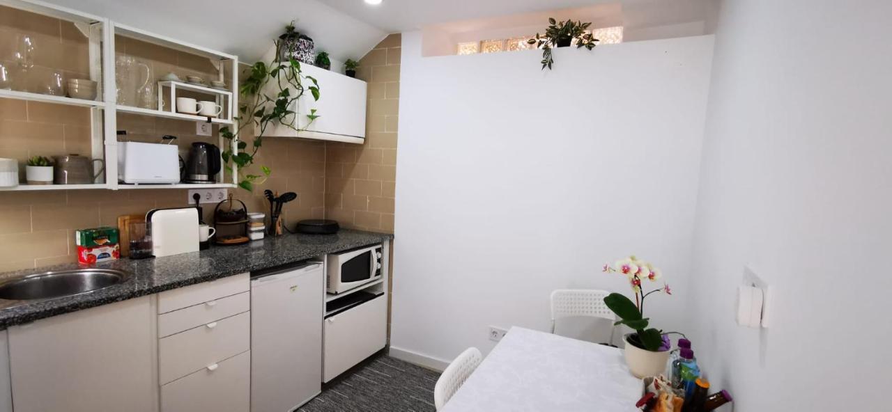 Апартаменты Quarto Duplo Com Kitchenette, Wc E Patio Privativo Корройюш Экстерьер фото
